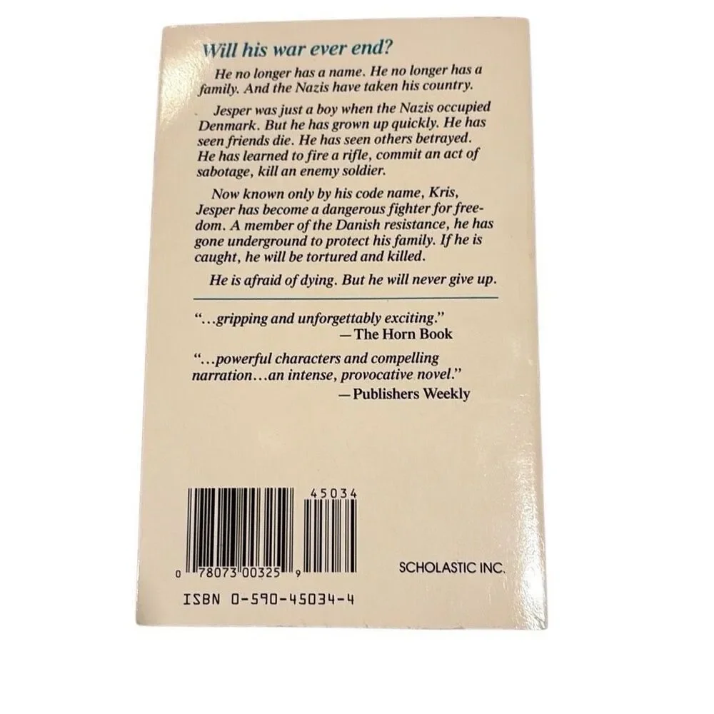 Kris's War by Carol Matas Vintage 1992 Paperback‎ Book Good Condition